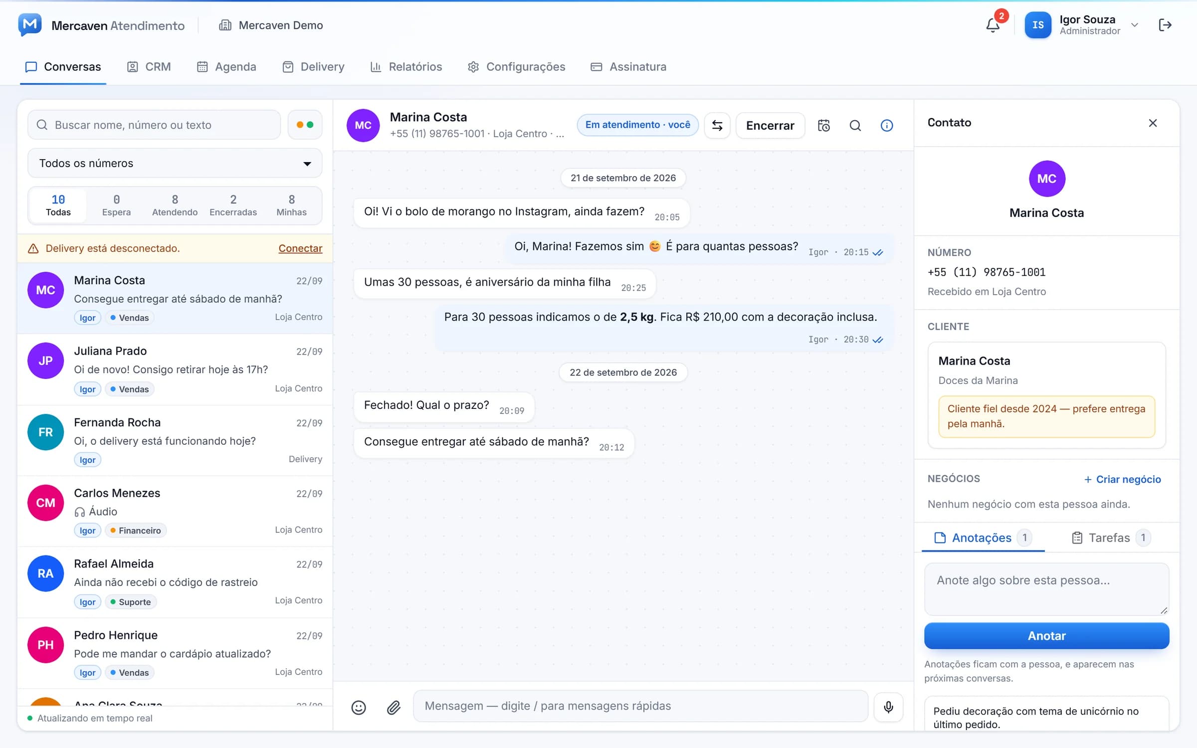 Caixa de entrada do WhatsApp com a conversa e a ficha do cliente